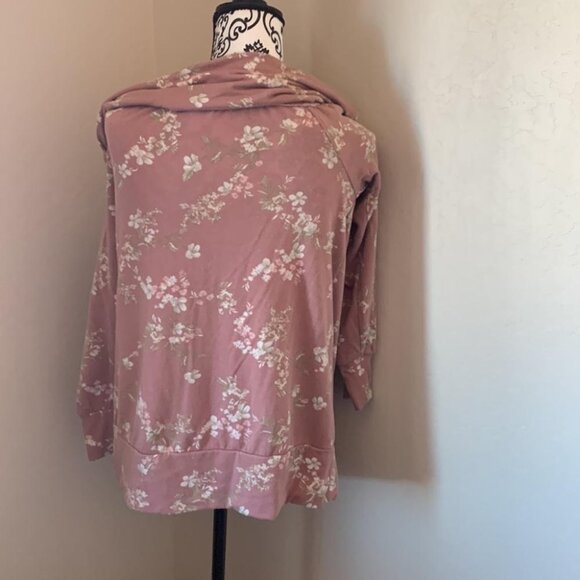 LC Lauren Conrad long sleeve - Picture 4 of 4